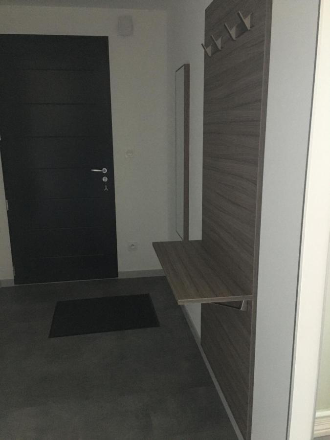 Appartement T2 indépendant dans maison Pugny-Chatenod Exterior foto